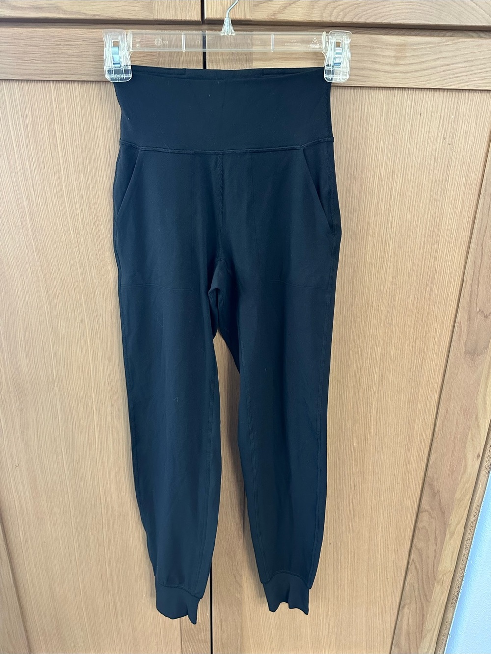 Lululemon Align Jogger in Black - Size 2